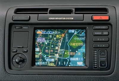 路在何方？回望30年前的车载导航，一段“摸索前行”的驾驶记忆